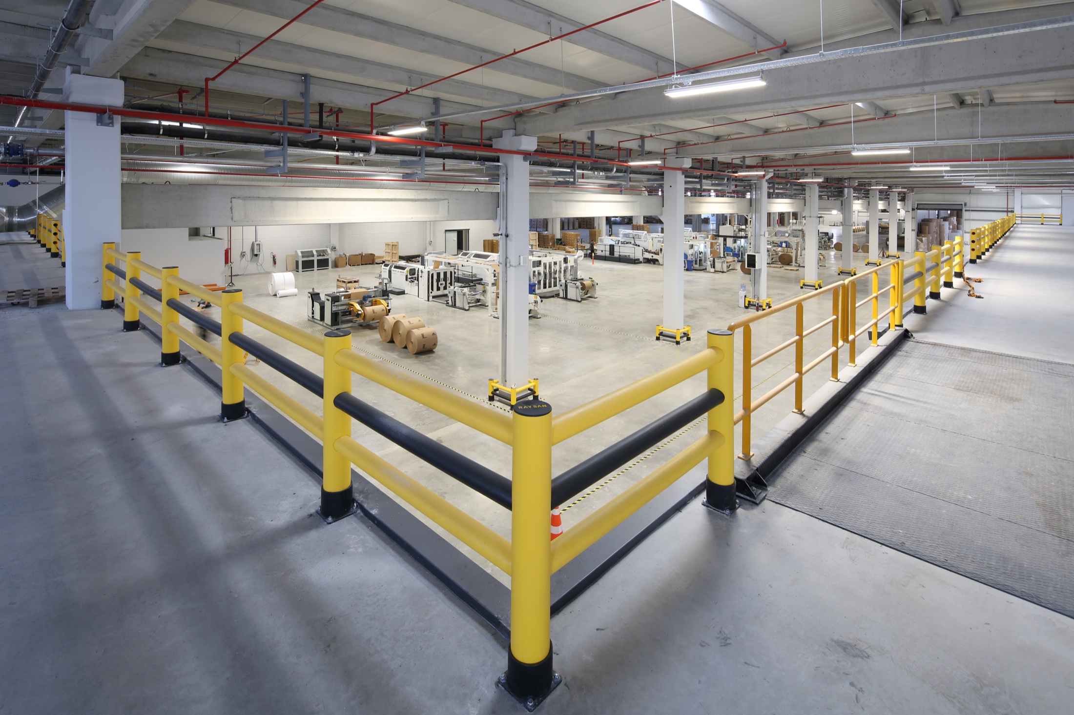 Packy Packaging üretim alanı ve mekanik tesisatlar